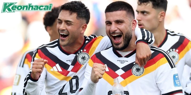 Ecuador vs Đức có kết quả trái ngược